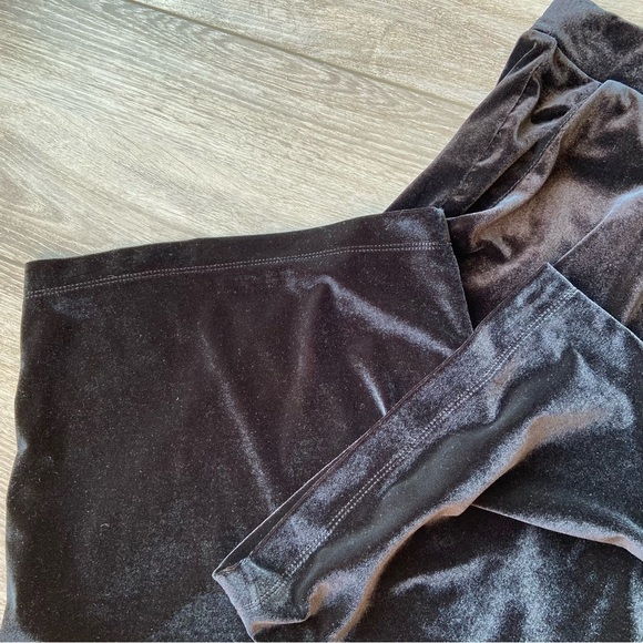 Torrid Velvet  Wide Leg Cropped Pants - Picture 8 of 15